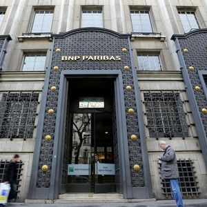 BNP Paribas, la première banque d'investissement française, prévoit une progression de 3 à 4 % des bonus, selon des sources internes.