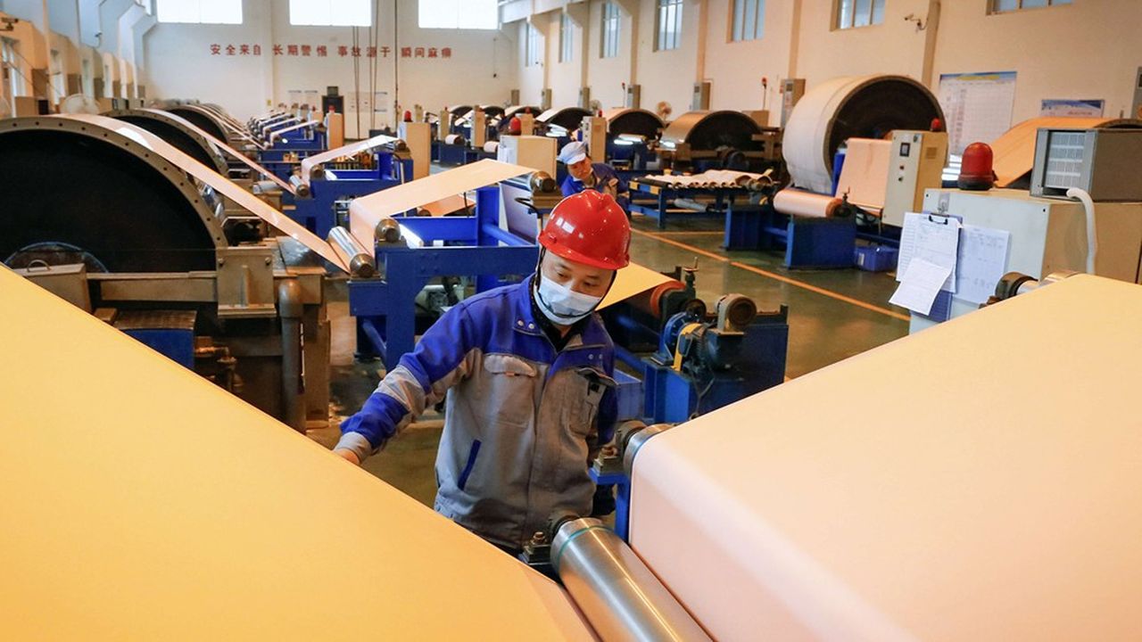 Une usine en Chine fabricant des machines travaillant le cuivre.