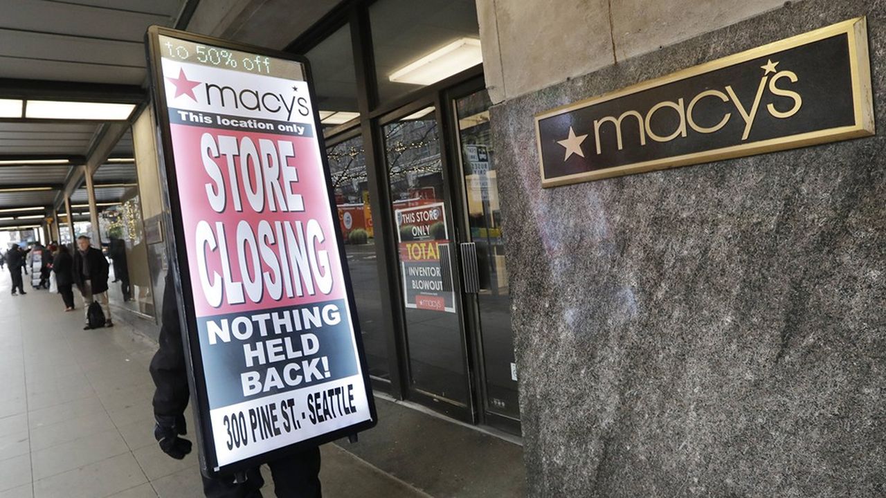 Après une centaine de fermetures annoncées en 2016, puis 29 nouvelles au début de cette année, ce sont 125 grands magasins supplémentaires que Macy's va fermer dans les trois ans