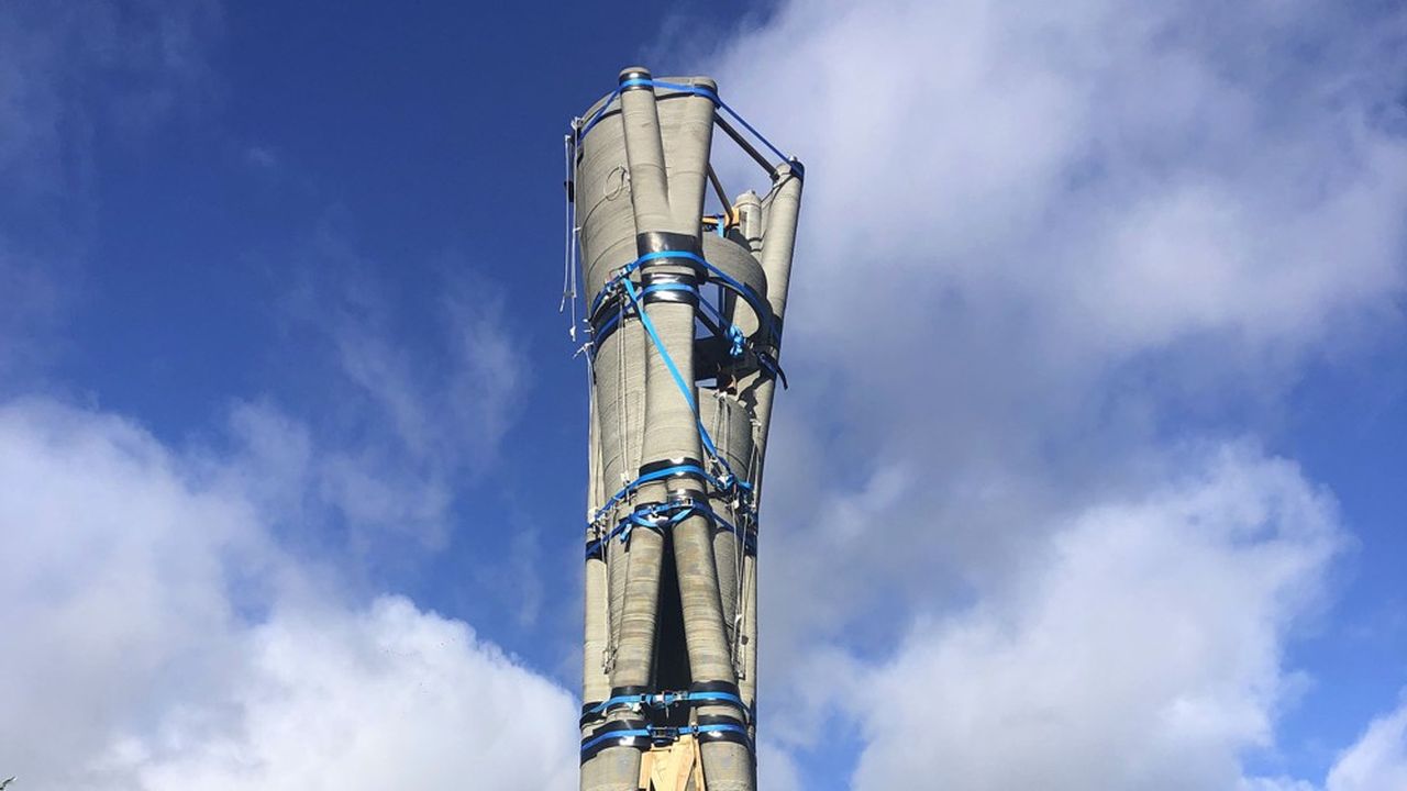 La structure est composée de six éléments : les « voussoirs », de 2 mètres chacun, qui sont ensuite empilés pour réaliser le pylône de 12 mètres de haut.