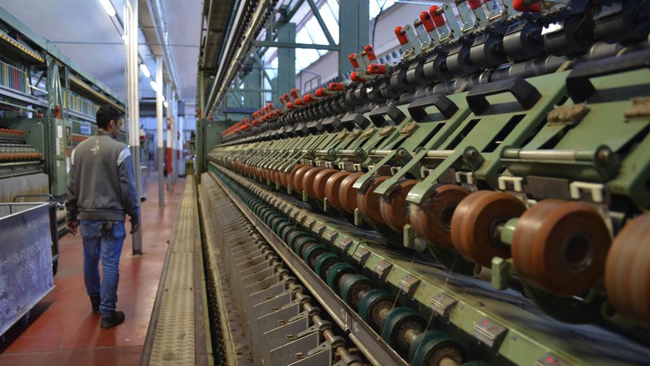 Les sept machines à filer le lin qui tournent dans les ateliers de l'entreprise Emanuel Lang, à Hirsingue, sont capables de produire chaque année 150 tonnes de fibres.