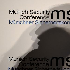 Deuxième jour de la Conférence sur la sécurité à Munich, le 15 février où pour la première fois depuis 2009, un président français est présent pour y défendre sa vision de la sécurité du continent européen.