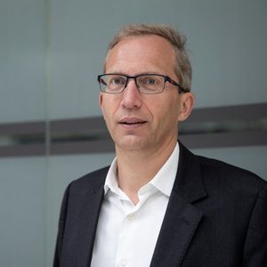 Entré chez Alstom en 1998, Henri Poupart-Lafarge en est son PDG depuis 2016.