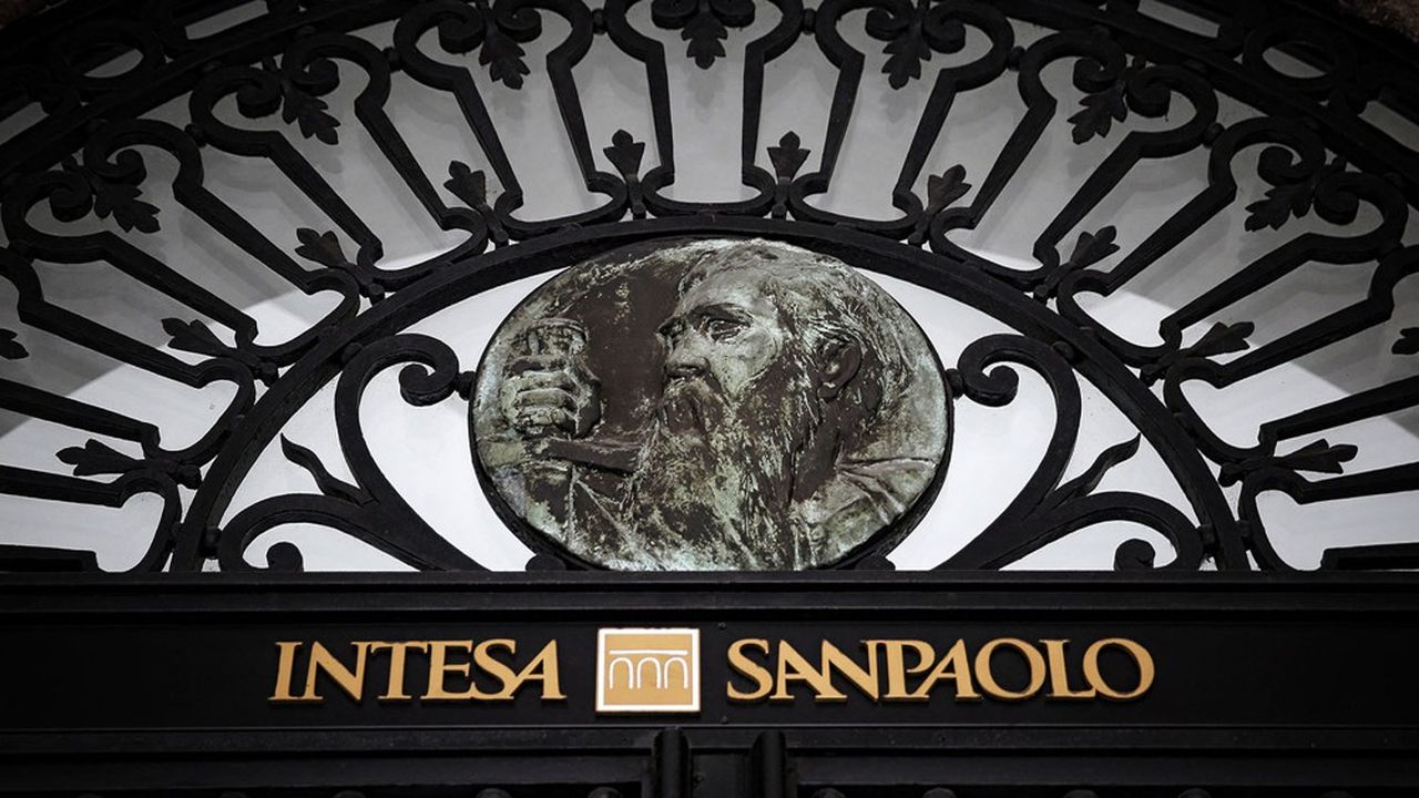 Intesa Sanpaolo pèse quelque 45 milliards d'euros en Bourse.