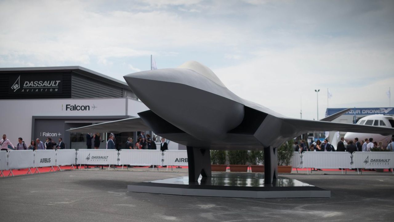 La France et l'Allemagne ont promis de développer ensemble un nouvel avion de combat, accompagné d'une flotte de drones pour aller leurrer et tester les défenses adverses. 