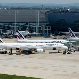 Air France-KLM affichait l'une des plus fortes baisses ce lundi matin à la Bourse de Paris.