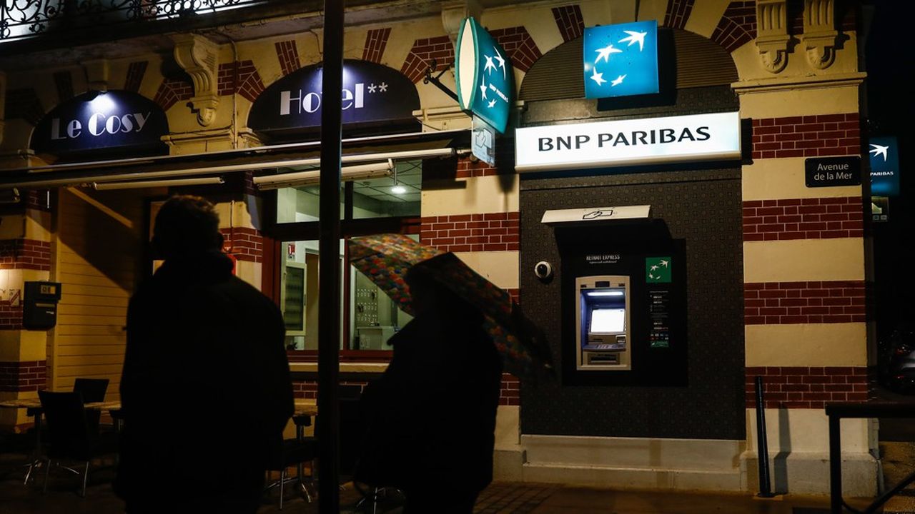 En France, BNP Paribas entend adapter les horaires d'ouverture de ses agences en fonction des habitudes de ses clients.