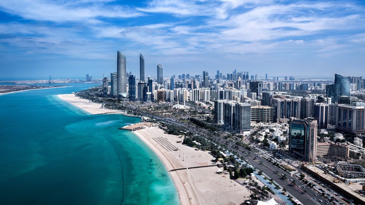 Les fonds souverains du Golfe comme Abou Dabi vont aider leurs économies à affronter un nouveau contre-choc pétrolier et crise mondiale 
