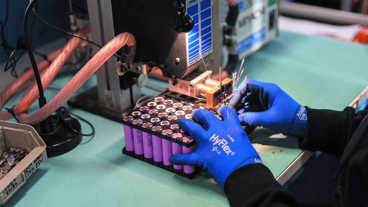 Chez Vlad, l'objectif de packs pour Air Liquide est passé de 3.000 batteries par an à 8.000 en deux mois.