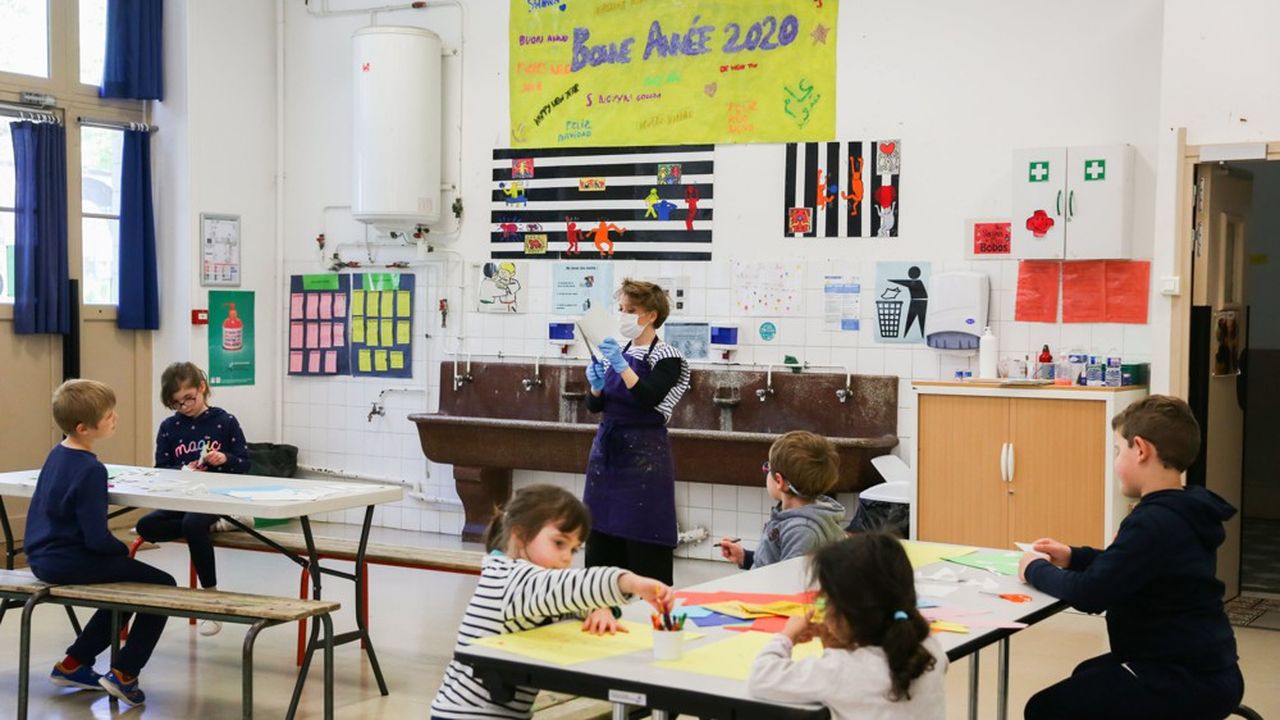 Le nombre d'enfants accueillis dans les écoles parisiennes a bondi, lundi dernier, à plus de 1.100 élèves, contre 800 à 850 avant les vacances.