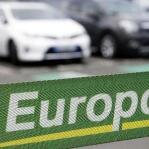 Comme Avis ou Hertz, Europcar tire une bonne partie de ses revenus de ses agences dans les aéroports.