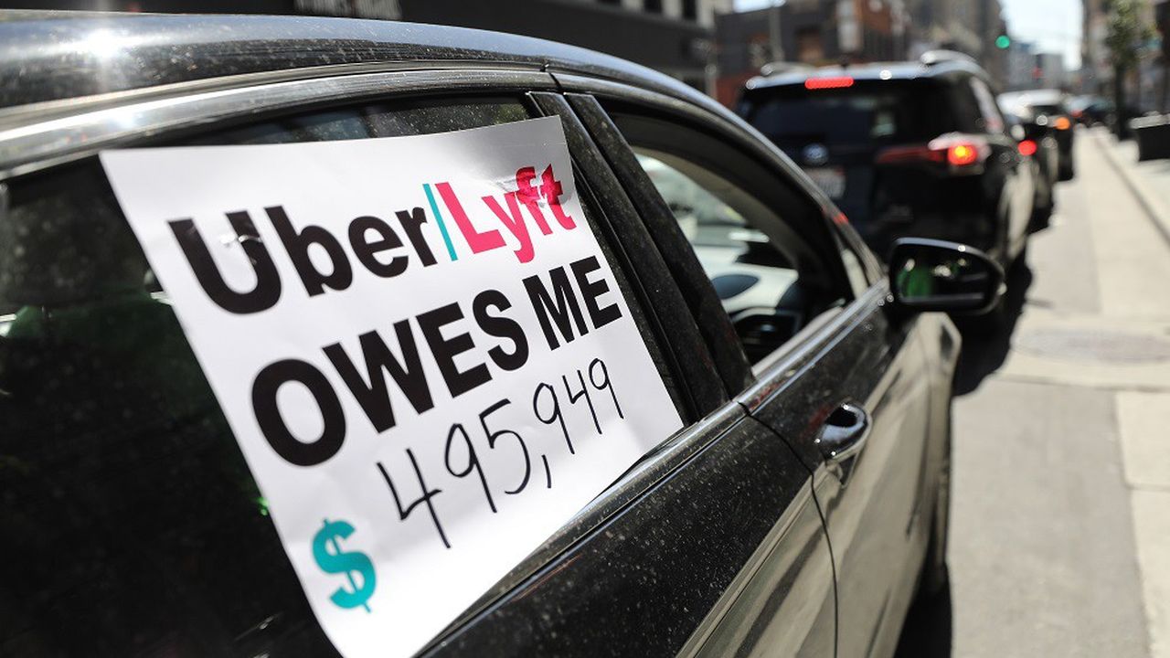 Manifestation de conducteurs Uber et Lyft le 16 avril 2020 à Los Angeles, en Californie.