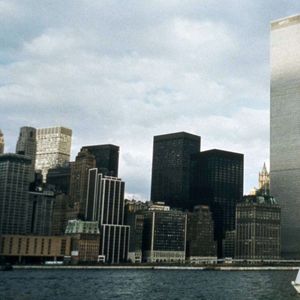Les tours jumelles du World Trade Center, dans le quartier financier de New-York, aux Etats-Unis, en 1972.