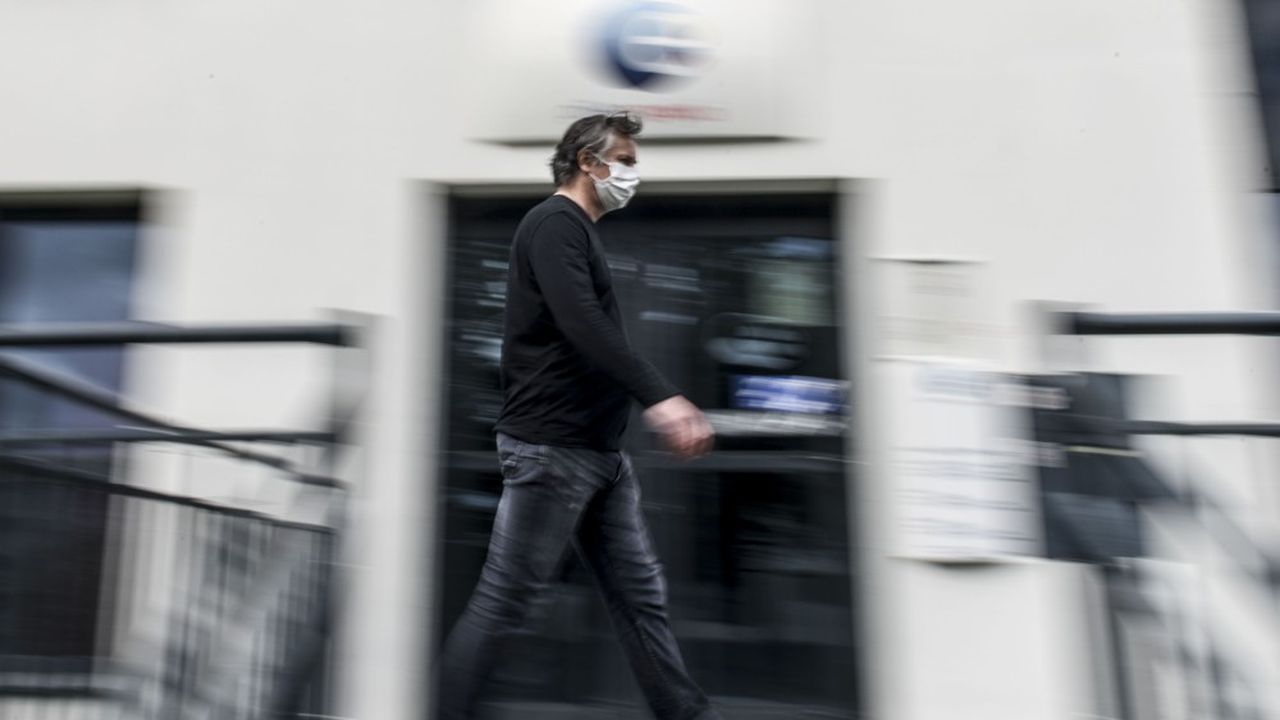 Le taux de chômage en France a diminué de 0,3 point au premier trimestre à 7,8 %, une « baisse en trompe-l'oeil » due au confinement de la deuxième quinzaine de mars, a expliqué jeudi l'Insee « sans que cela ne traduise une amélioration du marché du travail ».