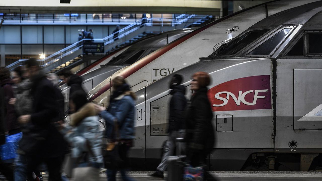 La SNCF a indiqué qu'elle allait assurer un service de nettoyage « renforcé » à bord de ses trains.
