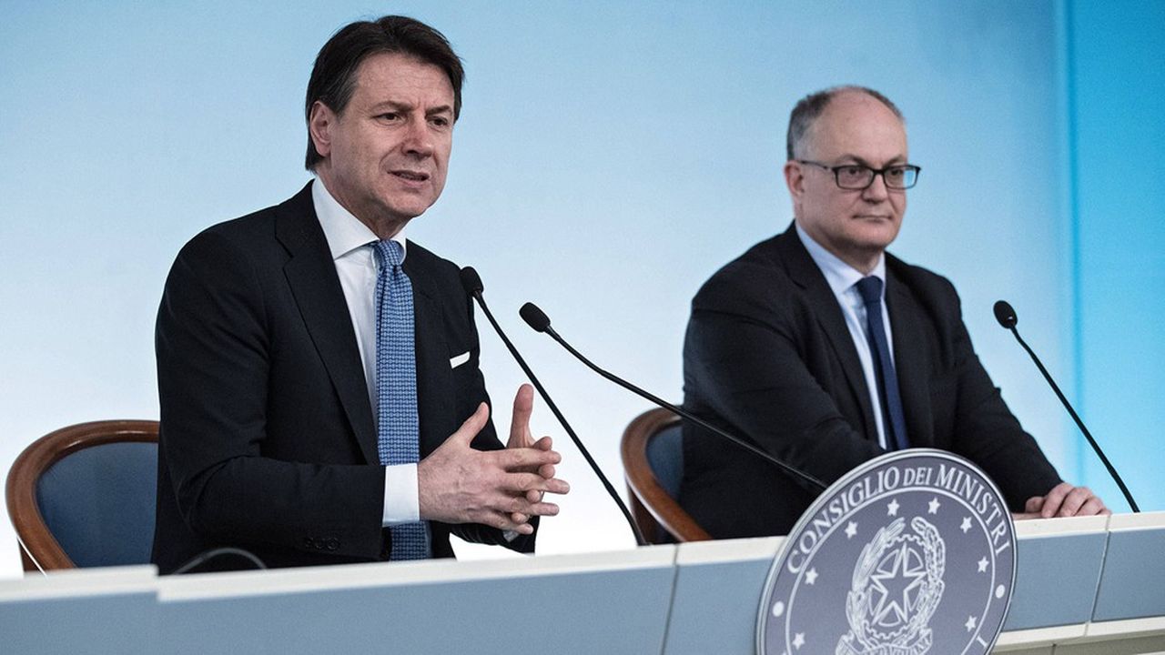 Le président du conseil italien Giuseppe Conte et le ministre de l'économie Roberto Gualtieri veulent mettre en place une stratégie qui prouve que l'Italie peut non seulement flotter, mais naviguer.