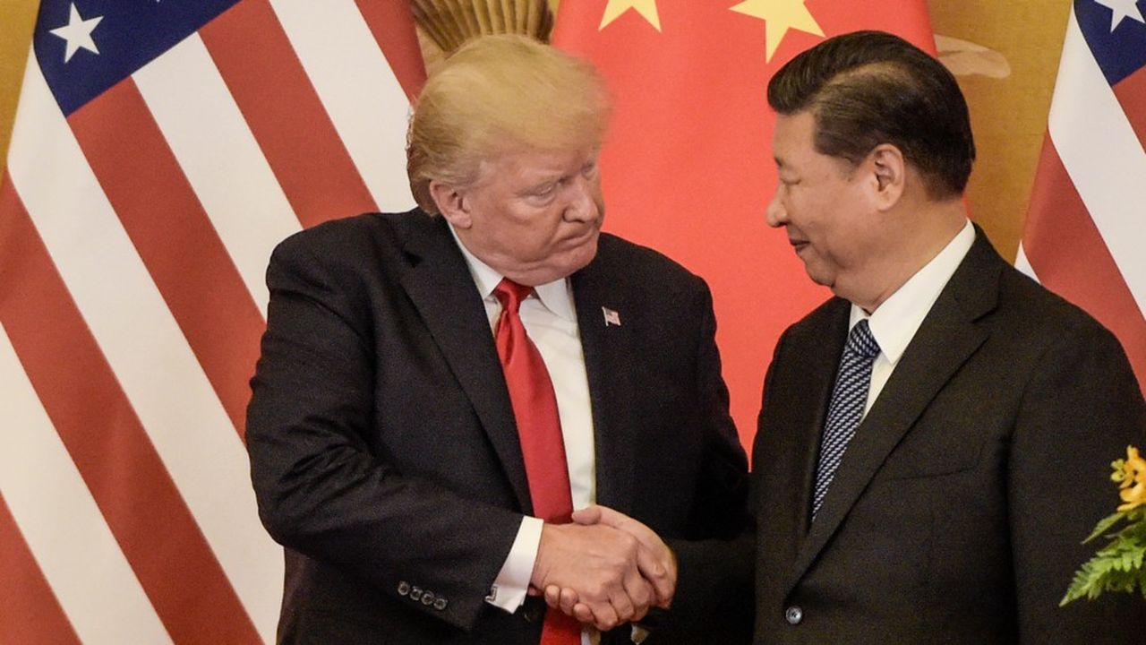 De la poignée de main échangée en 2017 à Pékin à la guerre froide entre les présidents américain et chinois.