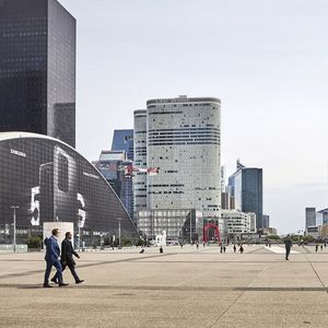 Avec 3,6 millions de mètres carrés, La Défense est le premier pôle de bureaux en Europe.