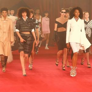 Fashion Week Printemps-Été 2018 : le luxe décalé d’Off-White