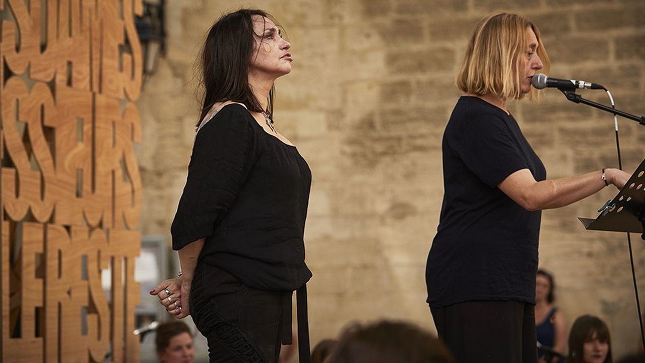 Béatrice Dalle et Virginie Despentes en héroïnes féministes au jardin Ceccano