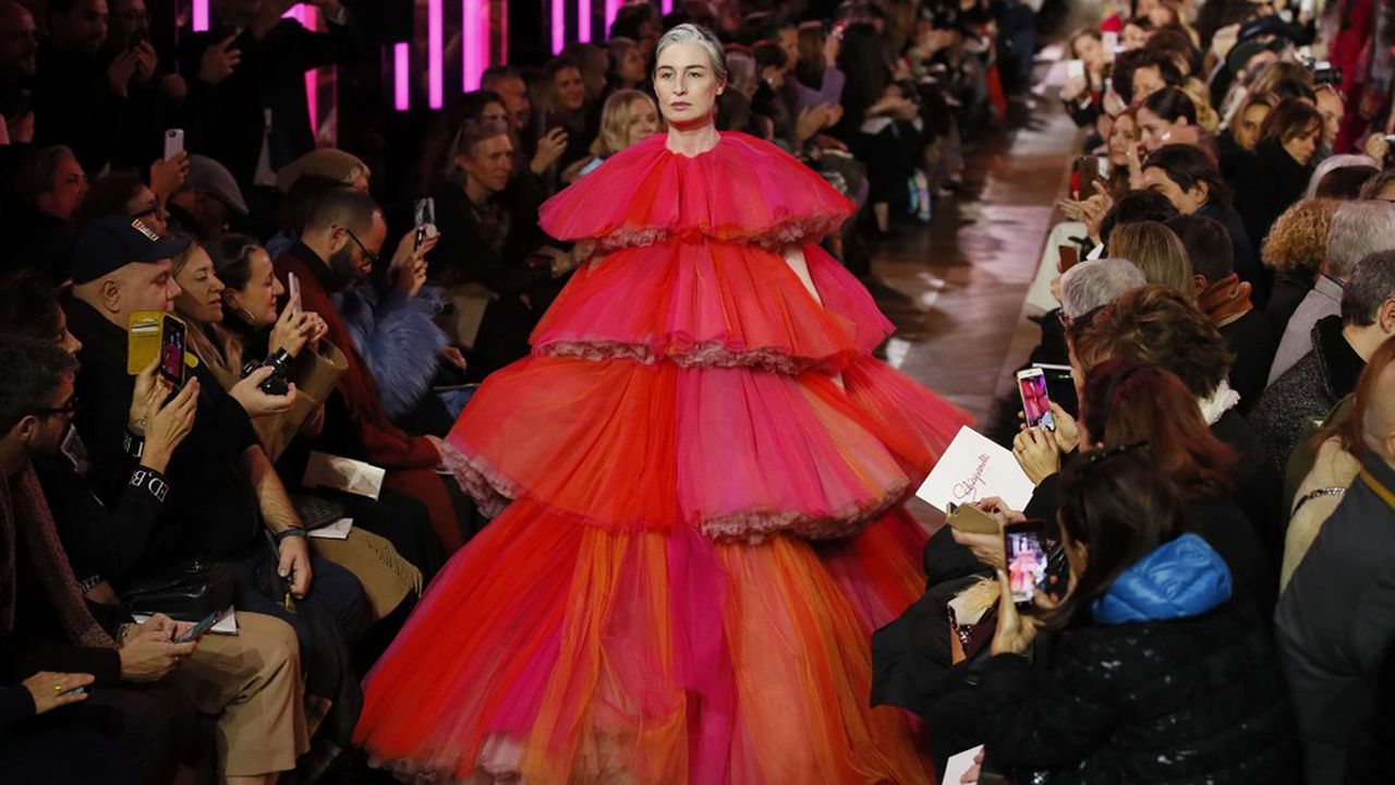 Fashion Week Haute Couture Eté 2019 : Schiaparelli, l'héritage d'Elsa