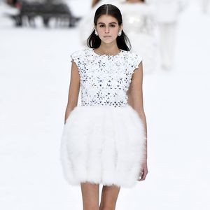 Fashion Week Automne-Hiver 2019 : Chanel, l'ultime opus de Karl Lagerfeld