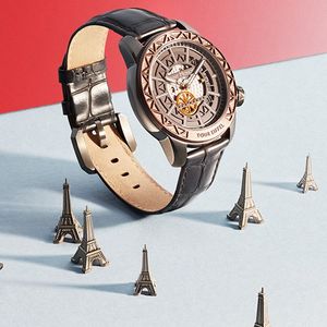 Horlogerie : la Tour Eiffel au poignet