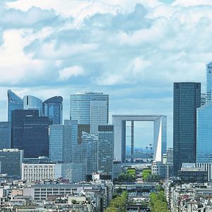 La puissante Association française des entreprises privées (Afep) a recommandé aux entreprises ayant recours au soutien de l'Etat de réduire leurs dividendes d'au moins 20 %.
