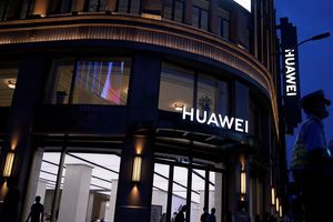 La présence de Huawei dans cette liste est donc une nouvelle étape dans la bataille entre la société électronique et L'Oncle Sam.
