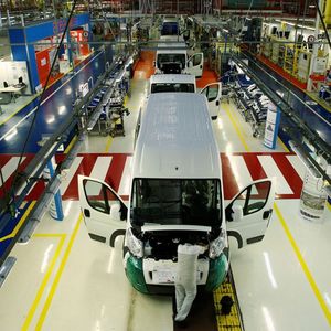 L'usine d'Atessa, qui fabrique des véhicules utilitaires en coentreprise avec PSA, est l'une des seules à tourner à plein régime.