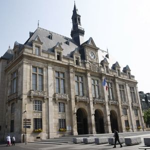 Passée socialiste dimanche, la mairie de Saint-Denis était communiste depuis la Libération.