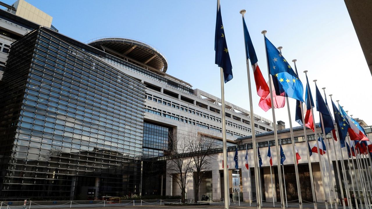 La Caisse d'amortissement de la dette sociale, à Bercy, va récupérer 136 milliards d'euros de dette sociale supplémentaire.