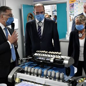 Le Premier ministre, Jean Castex, en visite dans une usine Bic de Seine-et-Marne, avant un bureau exécutif du Conseil national de l'industrie.