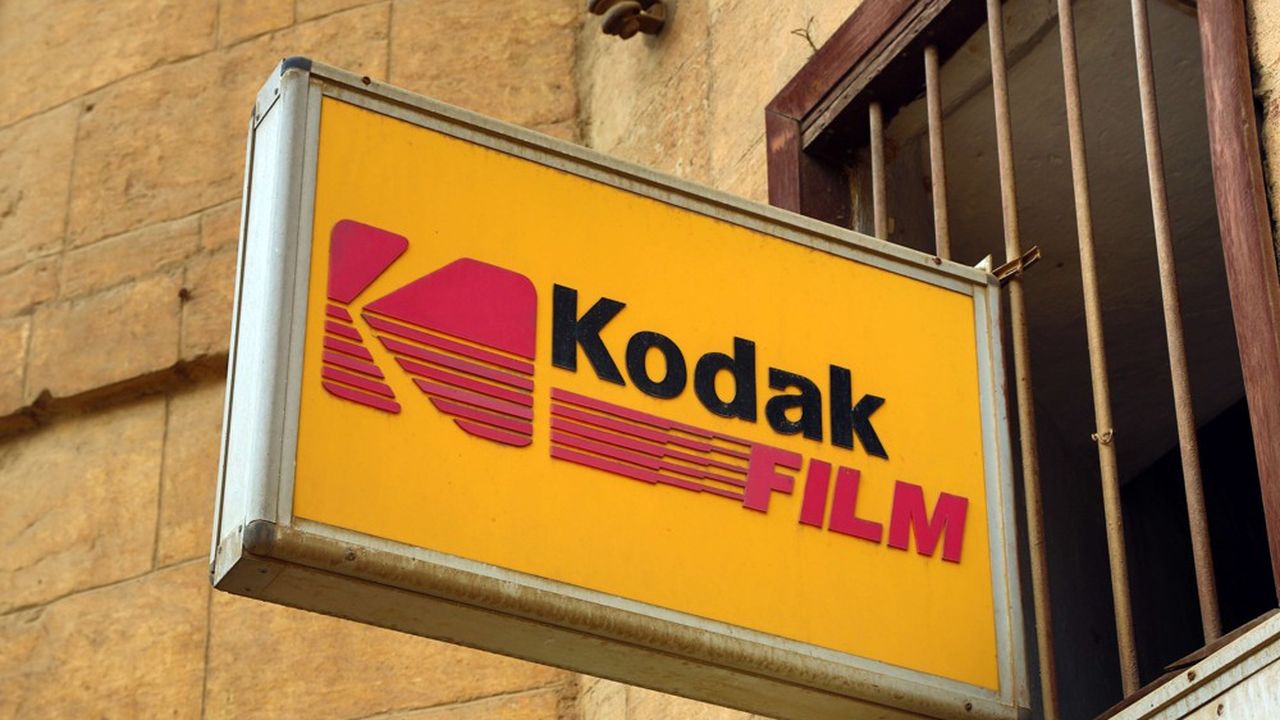 Une enseigne de l'entreprise Kodak, autrefois leader dans la photographie.