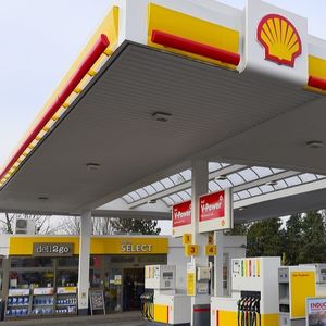 Shell prévoit de consacrer 2 milliards de dollars par an aux nouvelles énergies. 