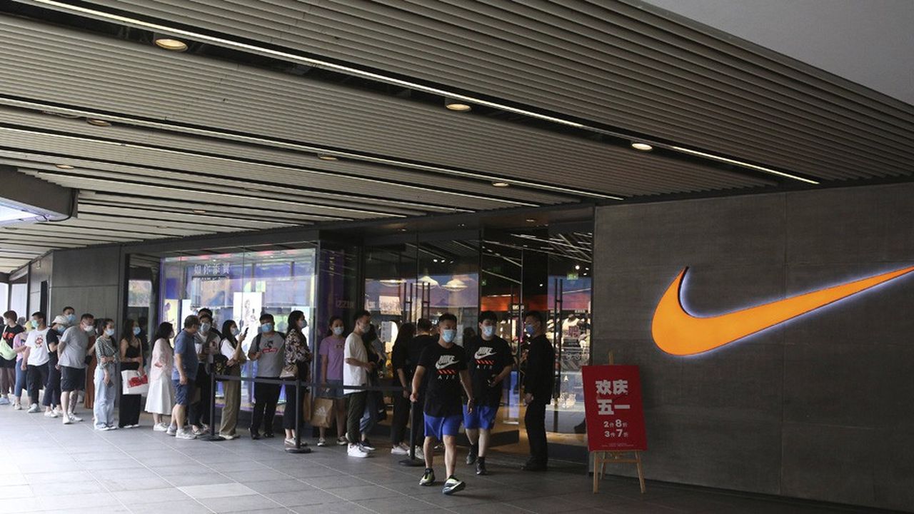 En Chine, les ventes de Nike ont augmenté de 6 % alors que 90 % de ses magasins physiques étaient ouverts pendant le trimestre écoulé.