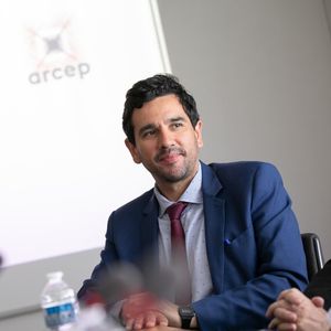 Le président de l'Arcep, Sébastien Soriano, ne veut pas que les enchères françaises s'emballent comme en Italie ou en Allemagne.