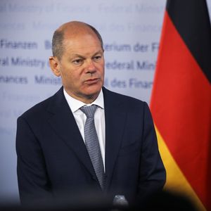 Le ministre allemand des Finances, Olaf Scholz, assume de nouveaux emprunts importants pour relancer l'économie.
