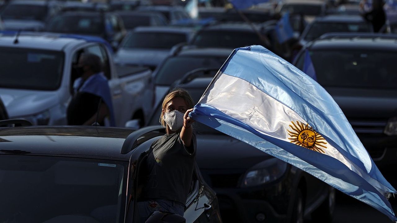 En plein crise économique, financière et sanitaire, l'Argentine va entamer début octobre des négociations avec le Fonds monétaire international.