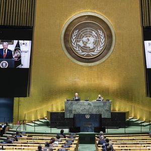 Dans son adresse préenregistrée, le 22 septembre 2020, à la 75e Assemblée générale de l'ONU, le président Trump a rendu responsable la Chine de la pandémie du coronavirus.