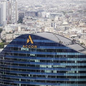 La filiale immobilière à 30 % des hôtels Accor a ouvert un mandat ad hoc pour renégocier sa dette de plus de 4 milliards d'euros.
