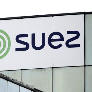 Les syndicats de Suez ont fait suspendre par un juge le rachat par Veolia des 29,9 % détenus par Engie dans Suez