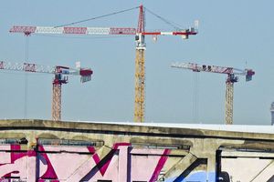 La construction de logements est un domaine crucial pour relancer l'économie française.