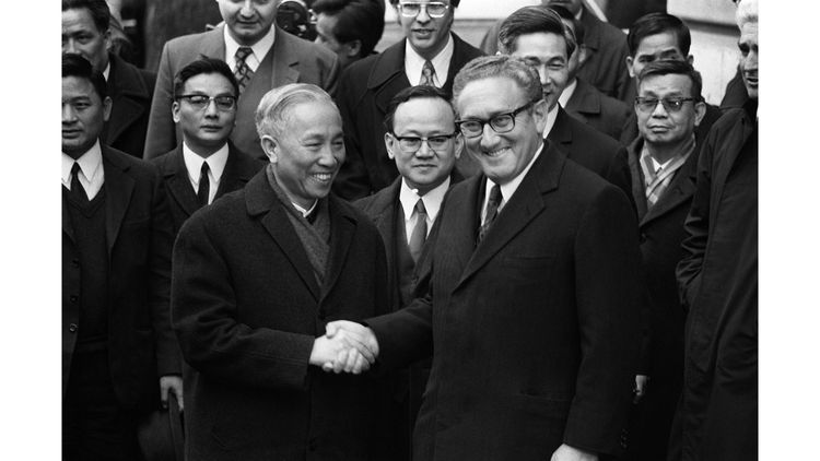 1973 : Henry Kissinger et Lê Duc Tho