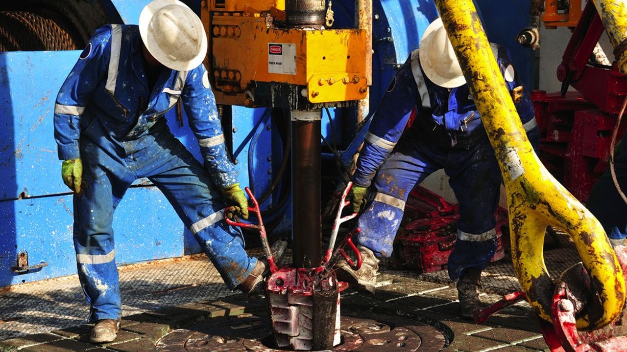 Le ministère de l'Economie prévoit l'arrêt du soutien aux nouveaux projets de pétrole de schiste l'an prochain, celui aux gisements pétroliers en 2025, et en 2035 pour les projets gaziers.