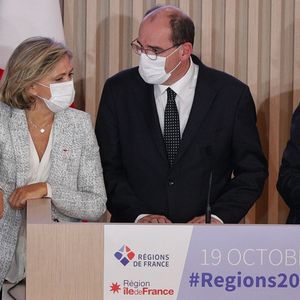 Valérie Pécresse, la présidente de la région Ile-de-France, et Jean Castex, le Premier ministre, lundi au Congrès de régions de France.
