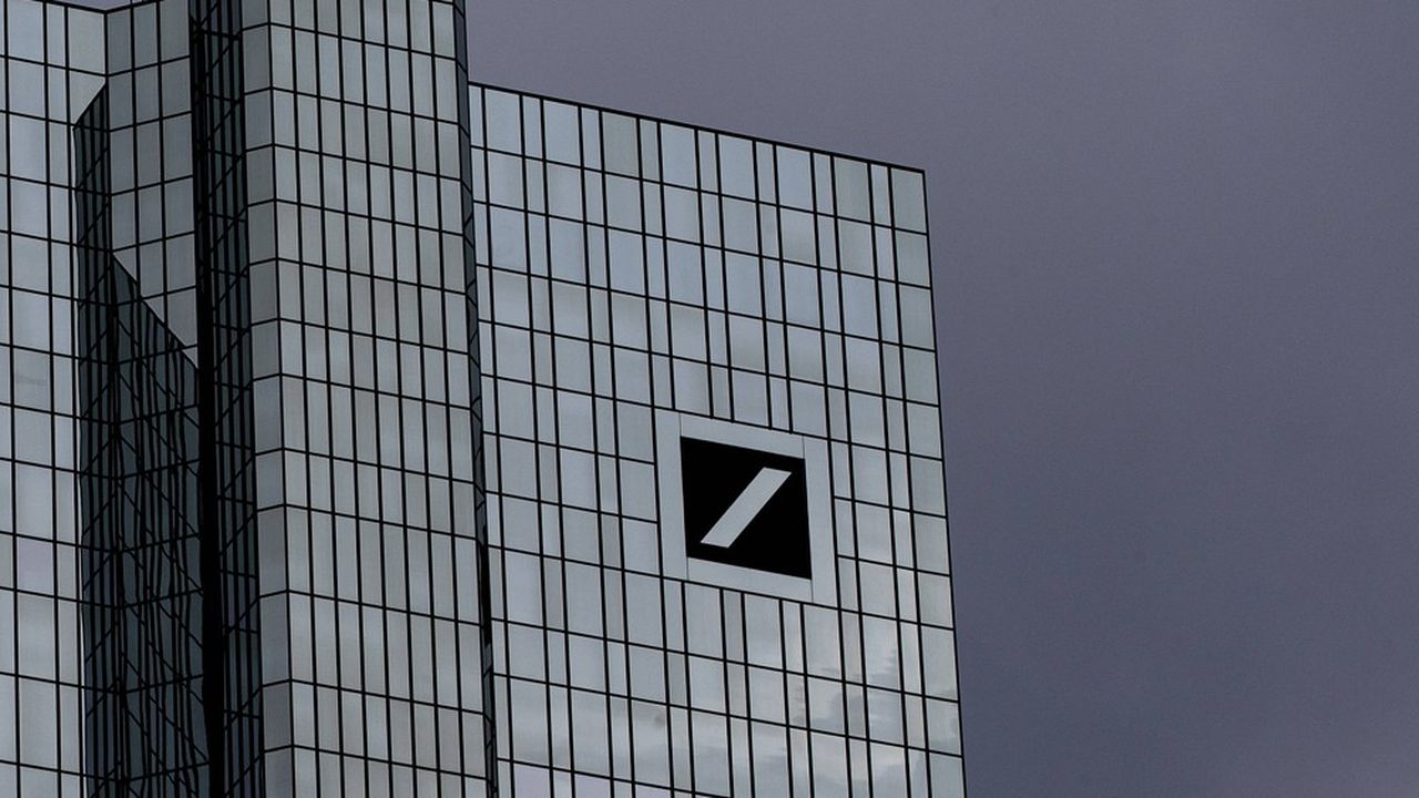 Après deux trimestres dans le rouge, la Deutsche Bank renoue avec la croissance et affiche un optimisme « prudent » pour l'avenir.