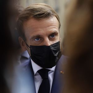 Opposé au reconfinement général, Emmanuel Macron n'a pu que s'y résoudre devant la très nette dégradation de la situation sanitaire.