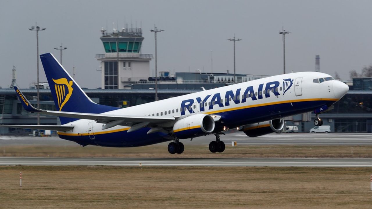 Ryanair prévoit de maintenir 40 % de son offre cet hiver, soit plus de 2.000 vols quotidiens.