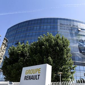 Le plan d'économies de Renault prévoit 2.500 suppressions de postes dans les fonctions tertiaires et l'ingénierie dans l'Hexagone.